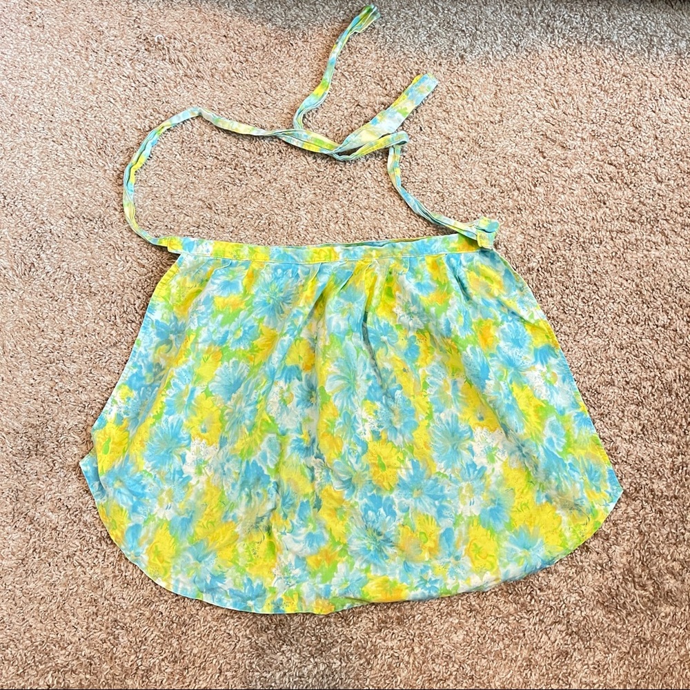 Vintage flower pattern mini apron skirt